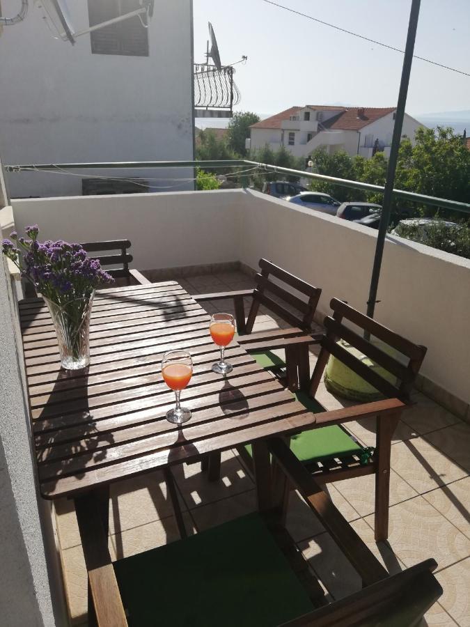 Apartments And Rooms With Parking Space Zavala, Hvar - 128 Jelsa  Εξωτερικό φωτογραφία