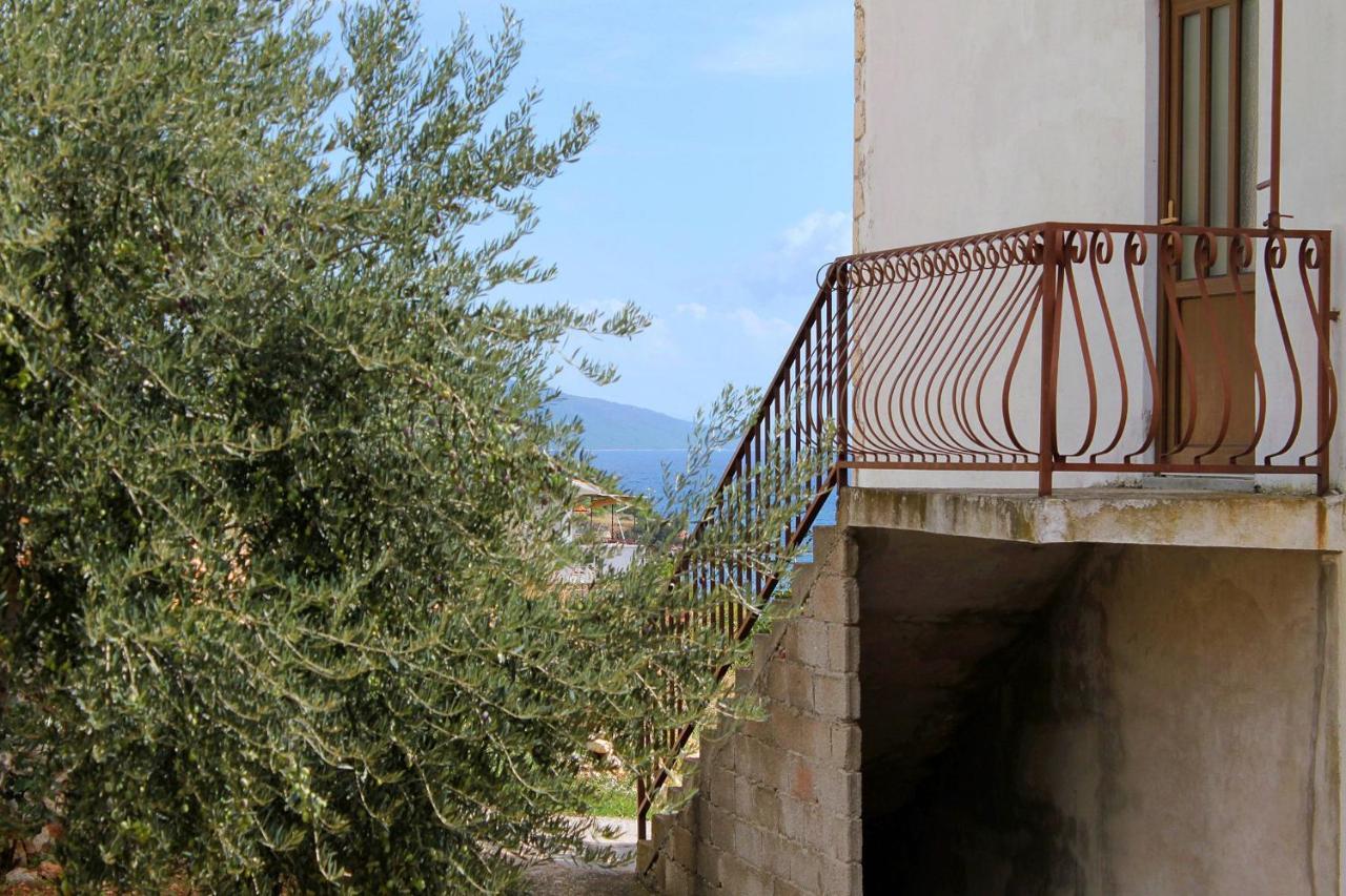 Apartments And Rooms With Parking Space Zavala, Hvar - 128 Jelsa  Εξωτερικό φωτογραφία