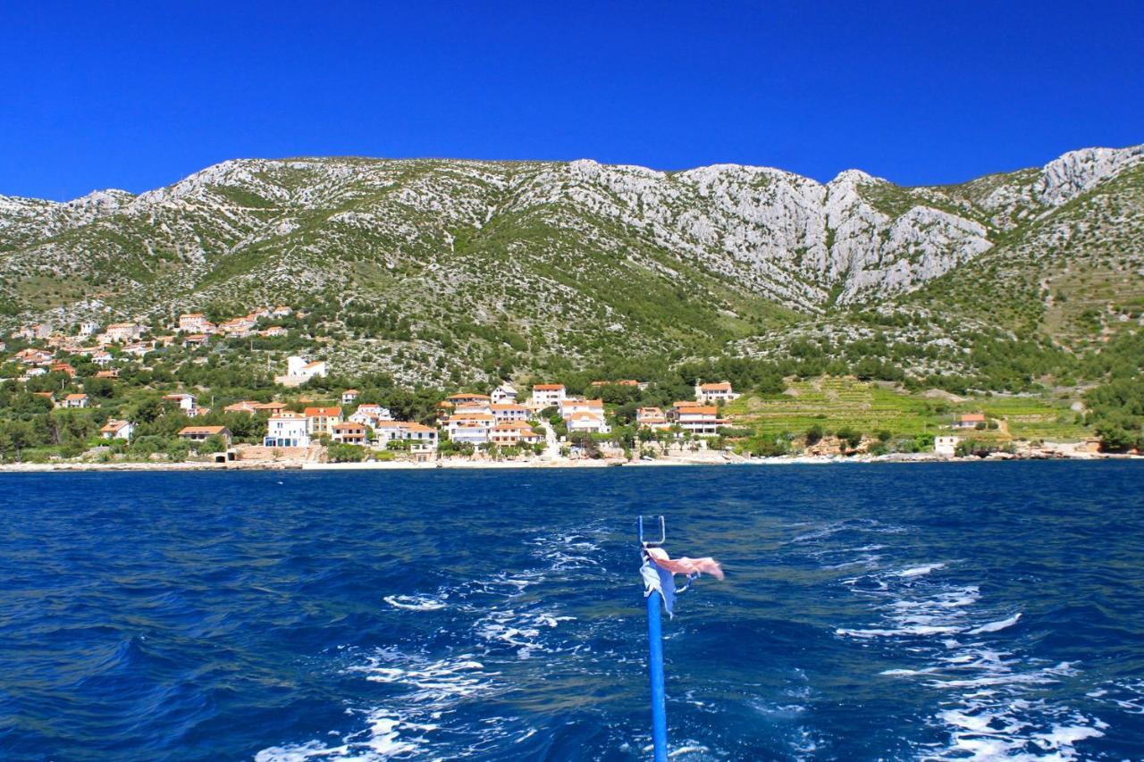 Apartments And Rooms With Parking Space Zavala, Hvar - 128 Jelsa  Εξωτερικό φωτογραφία